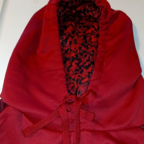 Two tone Therma Fit Hoodie. XL - Picture 9 of 9